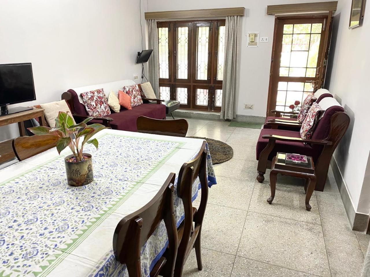 Garden View Residency Bed & Breakfast Lucknow Bagian luar foto